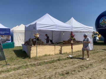 Relacja zdjęciowa z VI krajowych dni pola w Bratoszewicach, 